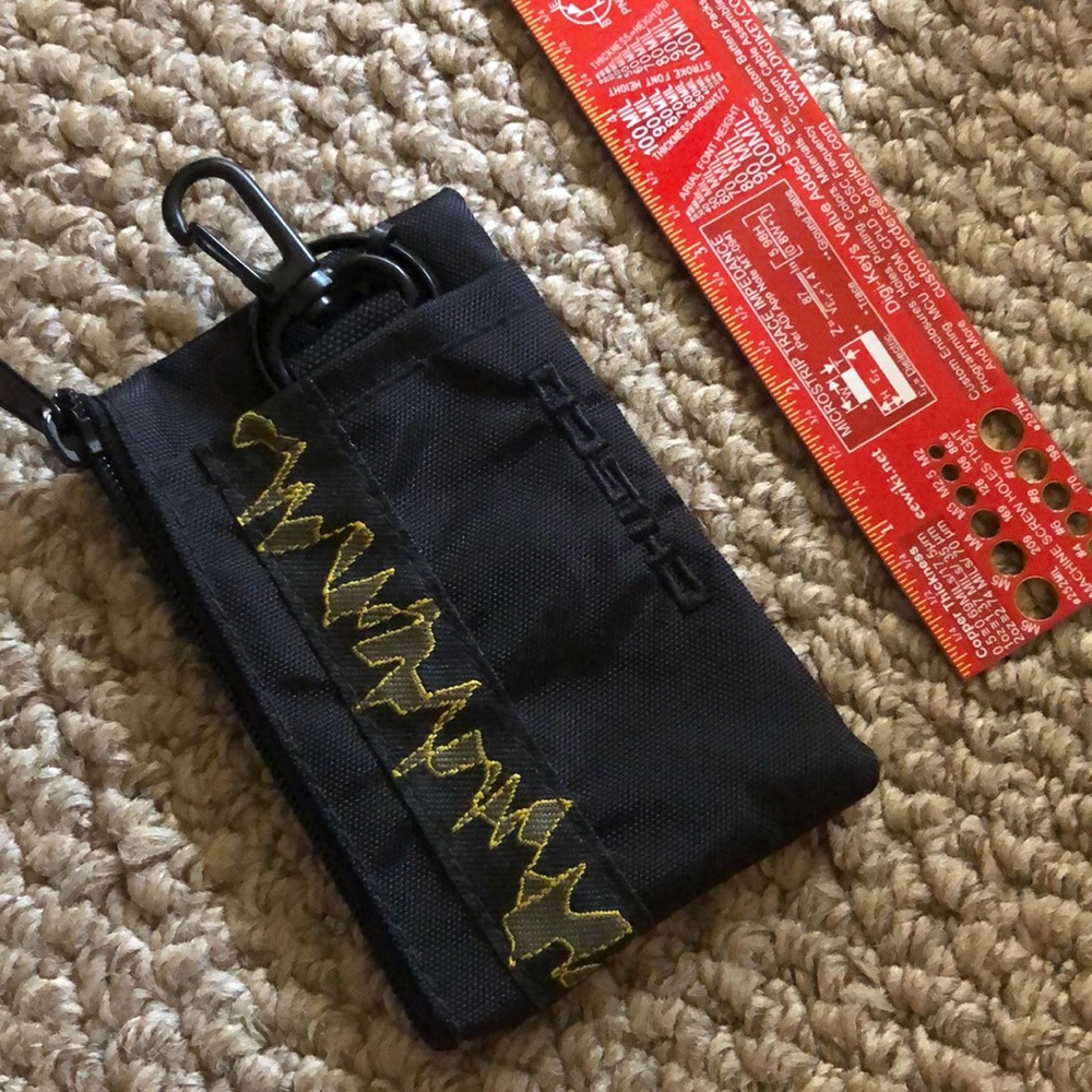NWOT Chico nylon zipper coin keychain pouch